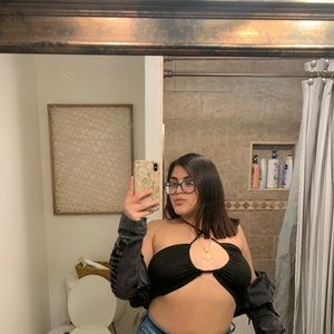 Meet your Posher, Nicole